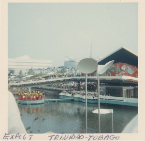Le pavillon de Trinidad et Tobago.