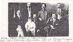 Les oncles Petit avec le cousin Georges Paquin.