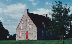 Le Vieux Presbytère de Deschambault (construit en 1816), du temps des soirées Bonne Chanson...